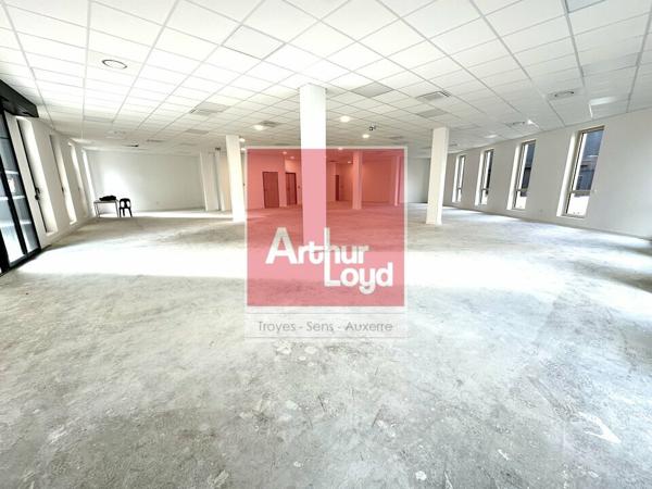 A louer bureaux centre-ville - GARE 694m²