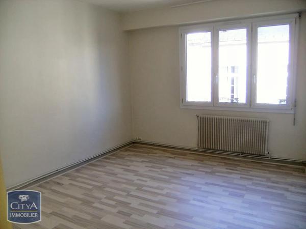 Appartement à louer 2 pièces 40.25m² Angers (49100)