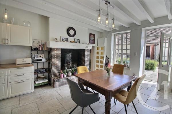 Maison à vendre  6 pièces - 249 m2 SEZANNE - 51