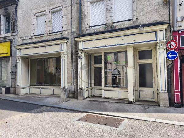 Location                                                      Local commercial
                        
                     2 pièces                      47 m2                     à Baume-les-Dames
