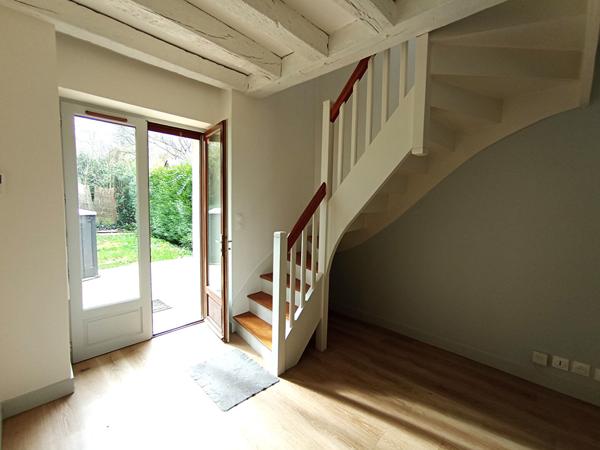 SAINT-GERVAIS-LA-FORET - APPT T3 AVEC JARDIN