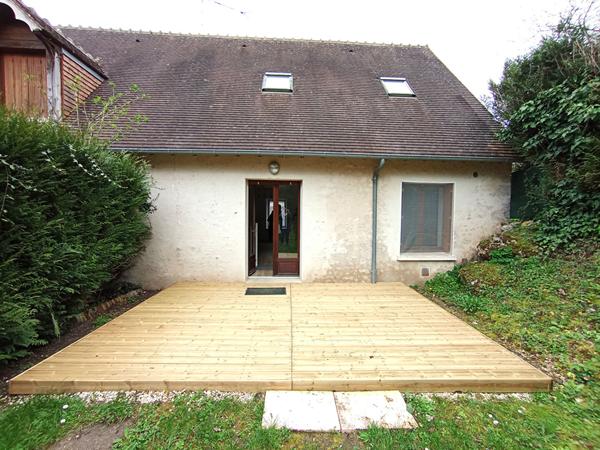 SAINT-GERVAIS-LA-FORET - APPT T3 AVEC JARDIN