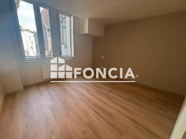 Location Appartement 2 pièces 46.79 m² - 4-6 RUE BERNADOTTE Pau 64000