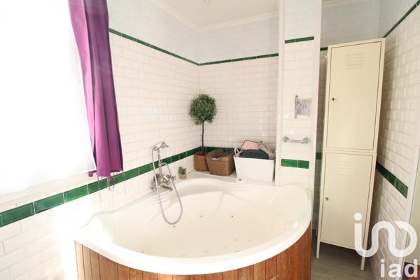 Maison 7 pièces de 217 m² à Cormeilles-en-Parisis (95240)