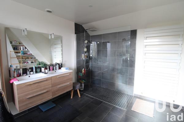 Maison 7 pièces de 217 m² à Cormeilles-en-Parisis (95240)