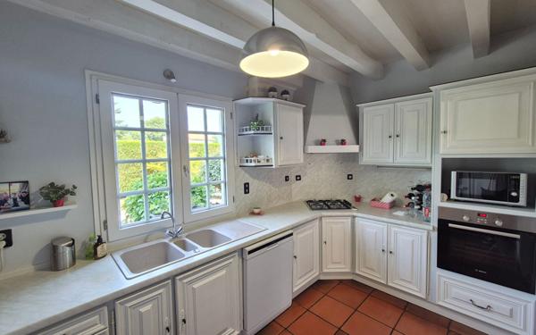 Maison à vendre    5 pièces •  Arjuzanx