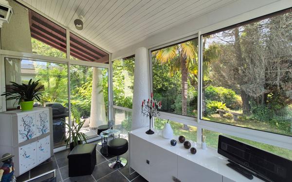 Maison à vendre    5 pièces •  Arjuzanx