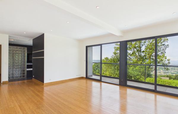 Maison de 339 m²