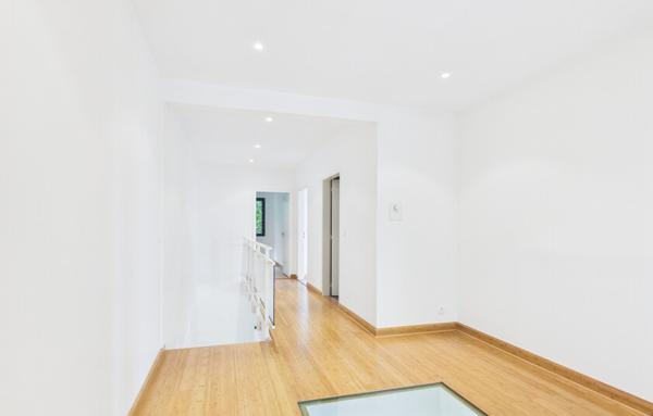 Maison de 339 m²