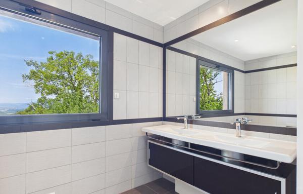 Maison de 339 m²