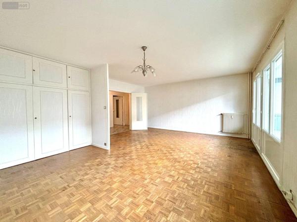 Appartement à vendre à Chambéry en Savoie (73000), ref : 73007-180