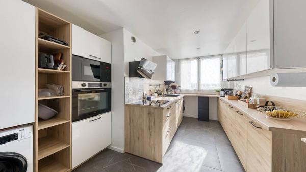 Appartement Roissy En Brie 5 pièce(s) 99 m2