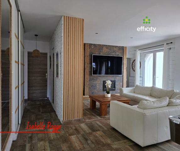 Maison
         6 pièces
        - 140 m² Bien prestige 630 000 € *