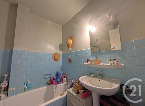 Appartement T3 à vendre  3 pièces - 59,40 m2 CHALLES LES EAUX - 73