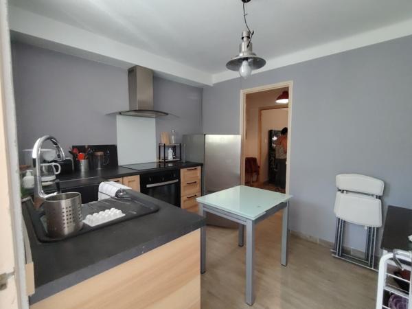 Avignon (84000) APPARTEMENT T3 MEUBLE AVEC GARAGE