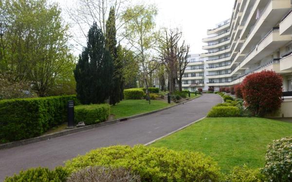 Appartement à louer    4 pièces • 104,22 m2 Reims