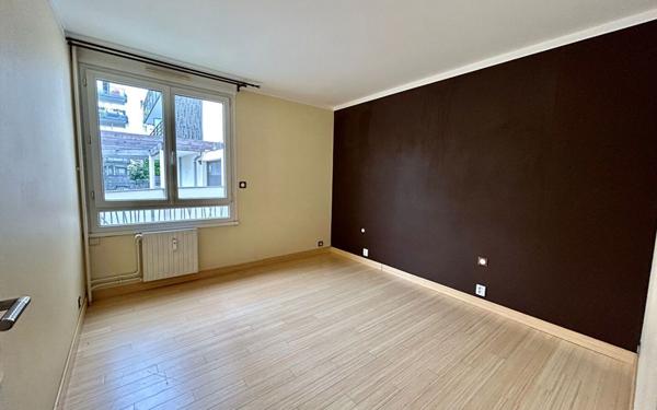 Appartement à louer    4 pièces • 104,22 m2 Reims