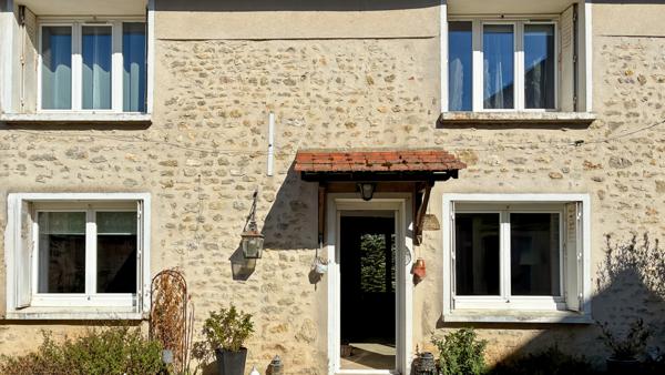 Ormoy-la-Rivière (91150) La maison de famille dans le paysage de la Juine