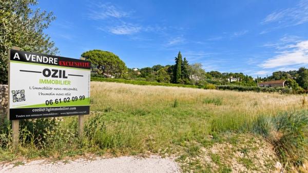 Vente / Terrain constructible à Saint-Privat-des-Vieux (30340)