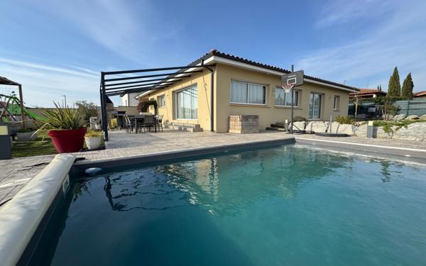 Maison à vendre    6 pièces •  Carcassonne