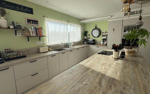 Maison à vendre    6 pièces •  Carcassonne