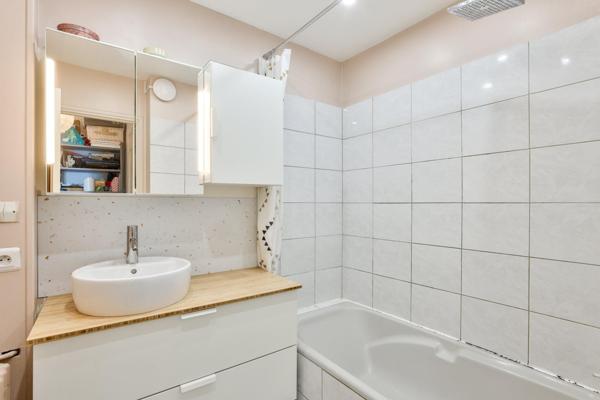 A VENDRE - APPARTEMENT 3 PIÈCES - LES VALLÉES / COLOMBES.