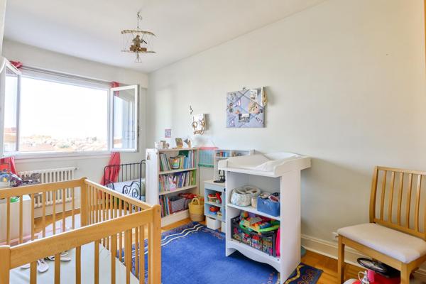 A VENDRE - APPARTEMENT 3 PIÈCES - LES VALLÉES / COLOMBES.