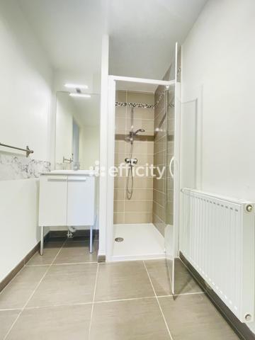 Appartement
         2 pièces
        - 41 m² Exclusivité 165 000 €*