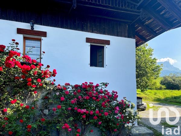 Ferme 8 pièces de 223 m² à Passy (74190)
