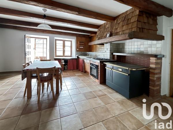 Ferme 8 pièces de 223 m² à Passy (74190)