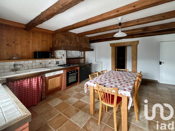 Ferme 8 pièces de 223 m² à Passy (74190)