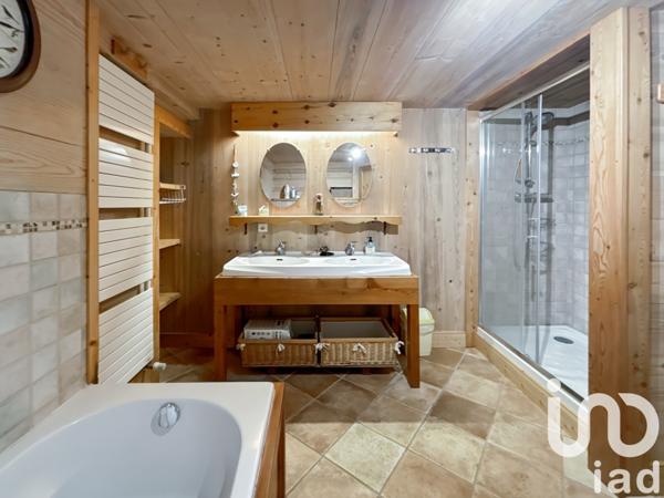 Ferme 8 pièces de 223 m² à Passy (74190)