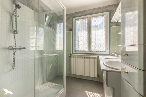 Maison à vendre |  Salles |  6 pièces | 186 m²