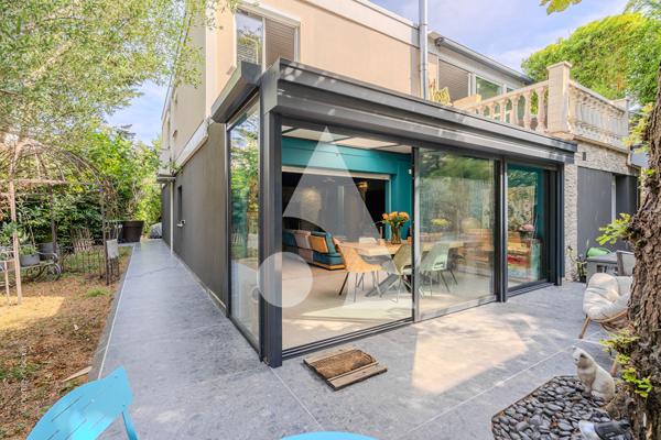 Maison 10 pièces 222 m2