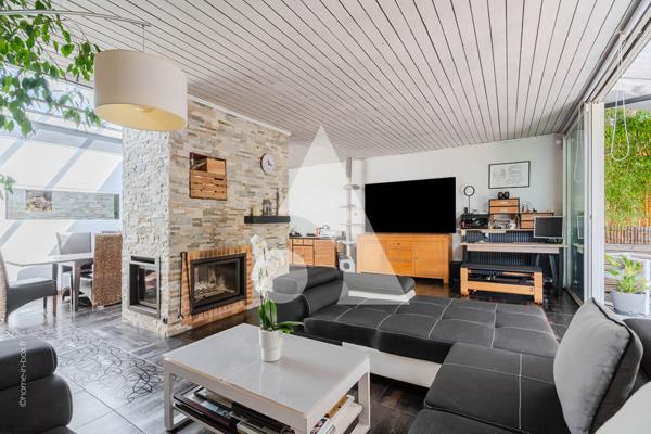 Maison 10 pièces 222 m2