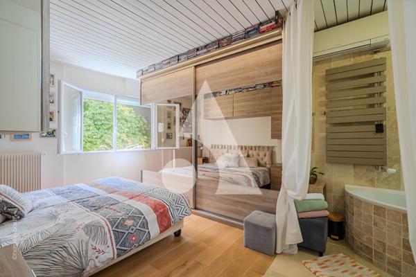 Maison 10 pièces 222 m2