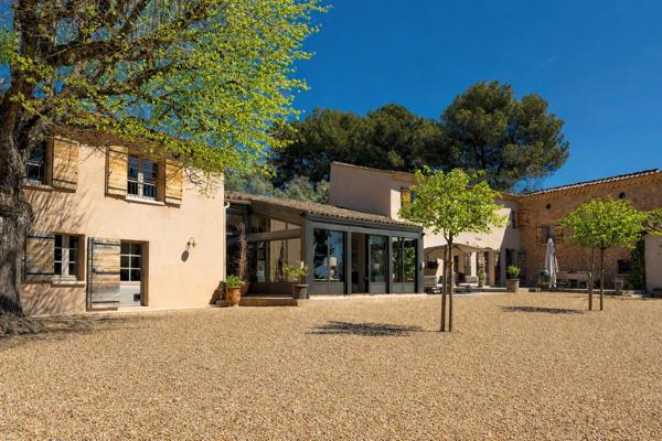 Vente Maison de luxe Aix-en-Provence 9 Pièces 350 m²