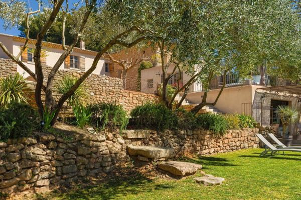 Vente Maison de luxe Aix-en-Provence 9 Pièces 350 m²
