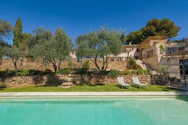 Vente Maison de luxe Aix-en-Provence 9 Pièces 350 m²