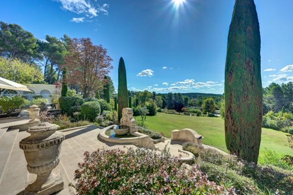 Vente Maison de luxe Aix-en-Provence 16 Pièces 500 m²