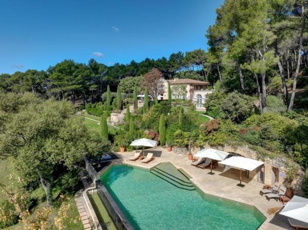 Vente Maison de luxe Aix-en-Provence 16 Pièces 500 m²