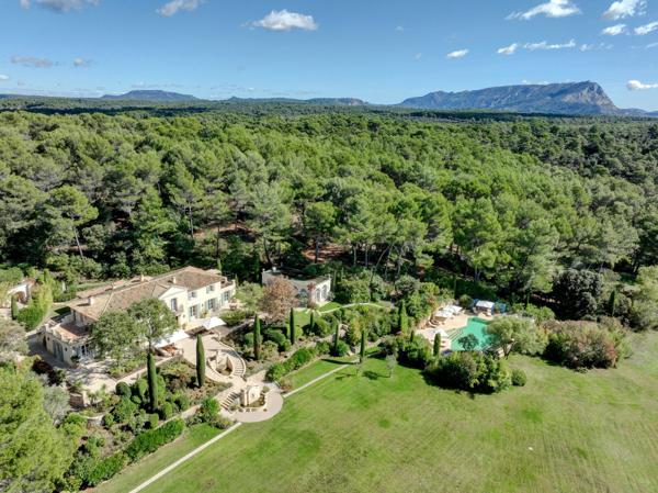 Vente Maison de luxe Aix-en-Provence 16 Pièces 500 m²