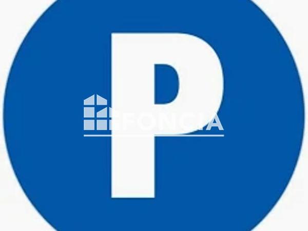 Location Parking - 407 RUE GUSTAVE BRET Frejus 83600