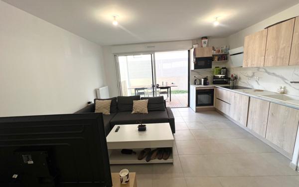 Appartement à vendre    3 pièces • 60 m2 Hyères