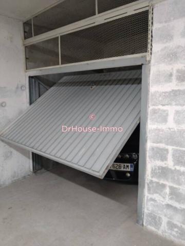 Parking / Box à vendre de 18 m²