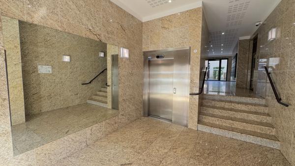 Appartement Corbeil Essonnes 2 pièce(s) - Place de parking en sous-sol