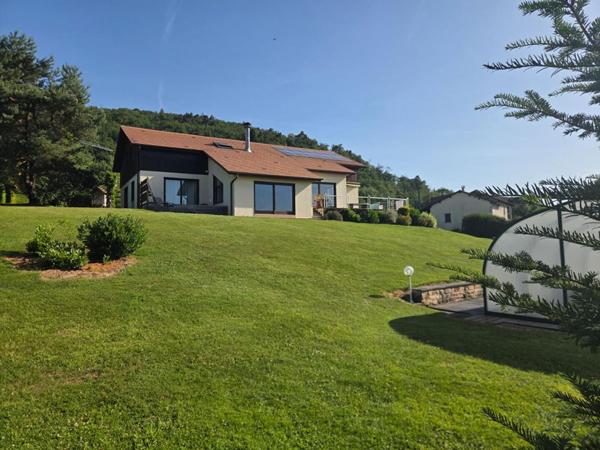 Maison d'architecte Saint Nabord 270 m2