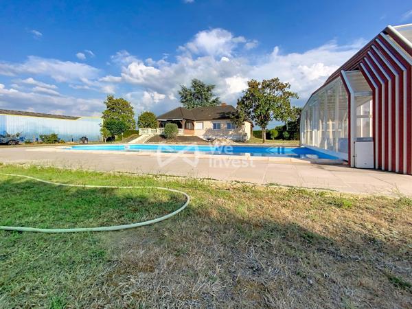 Propriété de 226m2 sur un terrain de 3 000 m2