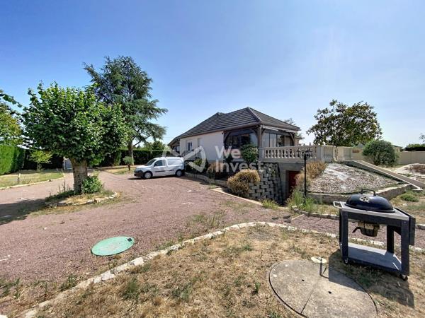 Propriété de 226m2 sur un terrain de 3 000 m2