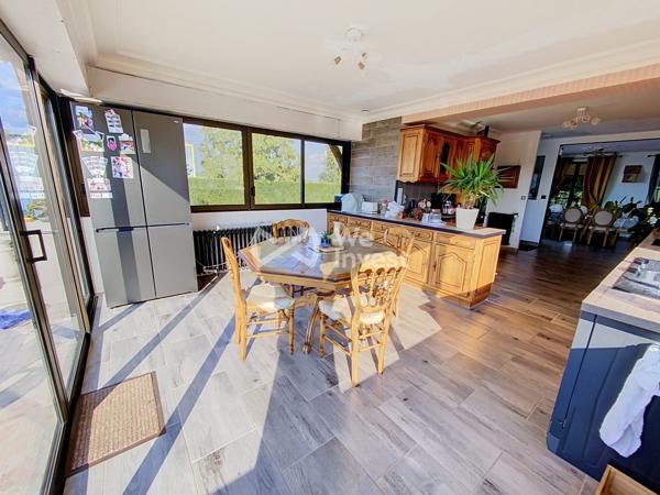 Propriété de 226m2 sur un terrain de 3 000 m2